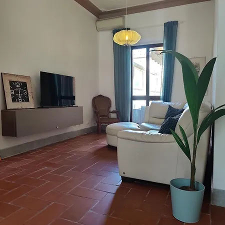 Holiday home Casa Azzurra, Giardino, E Vicina Al Mare Viareggio