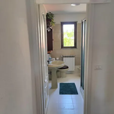 Casa Azzurra, Giardino, E Vicina Al Mare Tatil Evi *