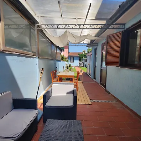 Casa Azzurra, Giardino, E Vicina Al Mare Ferienhaus