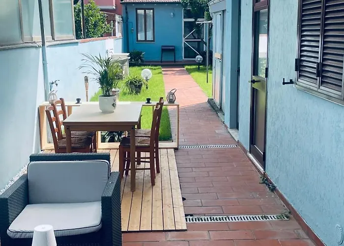 Casa Azzurra, Giardino, E Vicina Al Mare Dom wakacyjny *