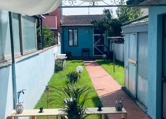 Dom wakacyjny Casa Azzurra, Giardino, E Vicina Al Mare Viareggio